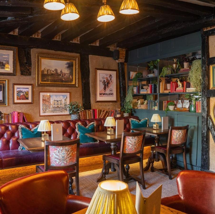 Salisbury Arms Hotel Hertford Zewnętrze zdjęcie