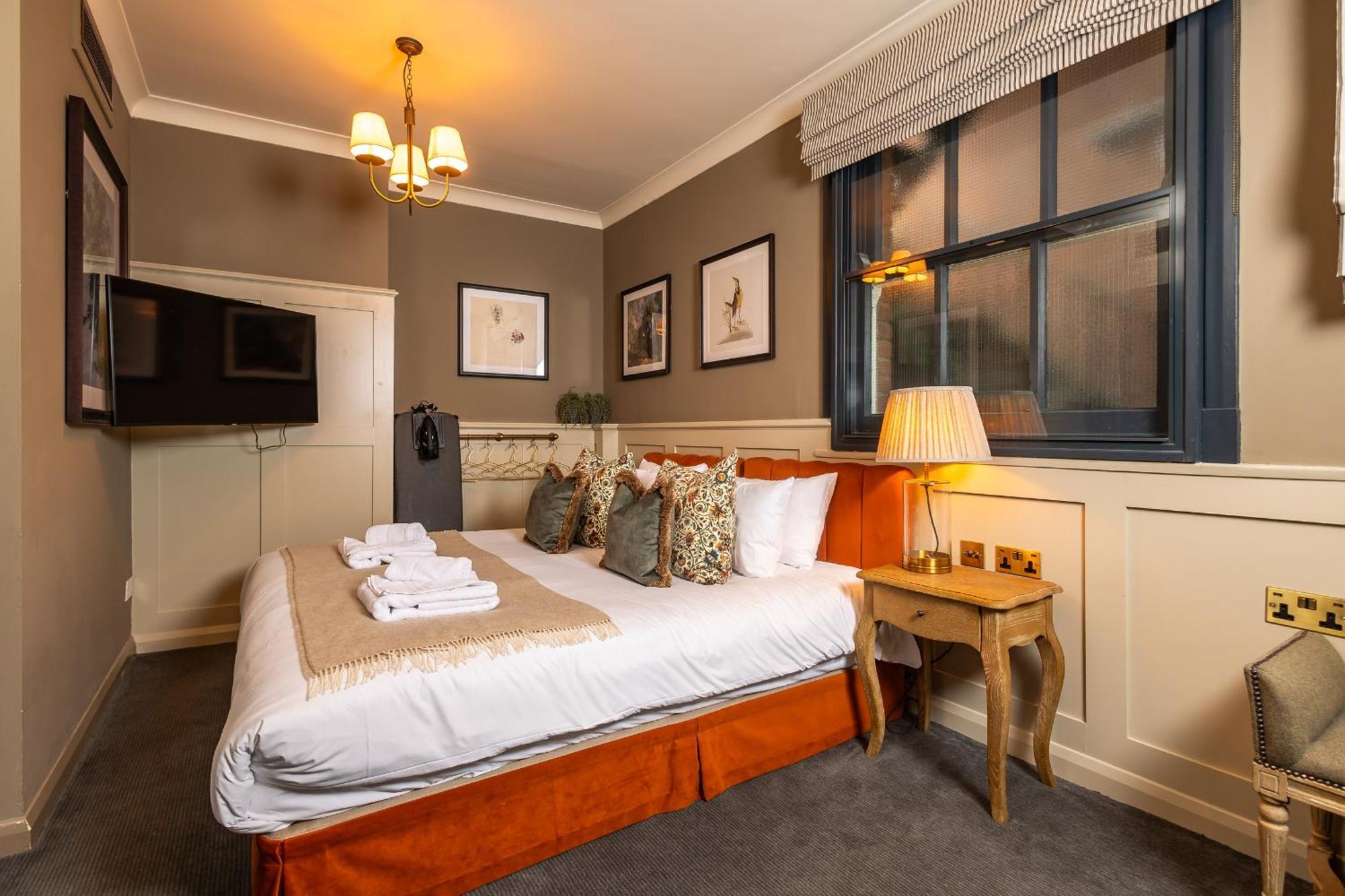 Salisbury Arms Hotel Hertford Zewnętrze zdjęcie